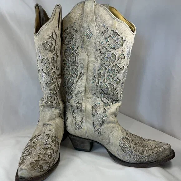 WOMEN'S WHITE GLITTERED INLAY AND CRYSTALS SNIP COWBOY BOOT 9M - Picture 2 of 16